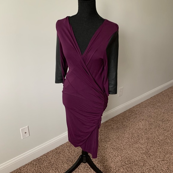 Business dress - Picture 2 of 4